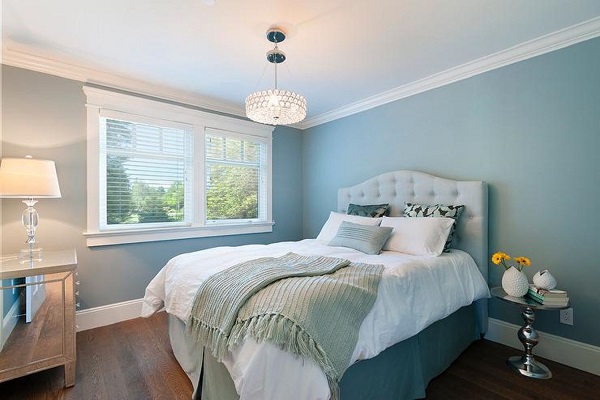 Sơn phòng ngủ màu xanh lam nhạt mang đến nguồn năng lượng tích cực